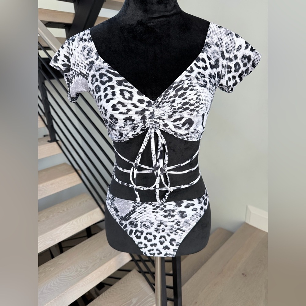 New Snake Print Off-Shoulder 3 piece Swimsuit Swimwear Bikini Beach Set size S - Picture 6 of 7